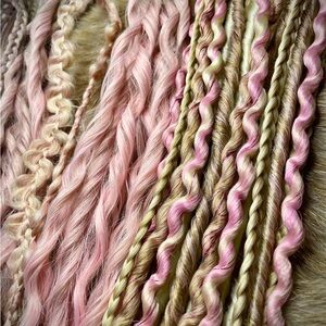 Pink and Blonde Synthetic Dreadlock Extensions 🆕